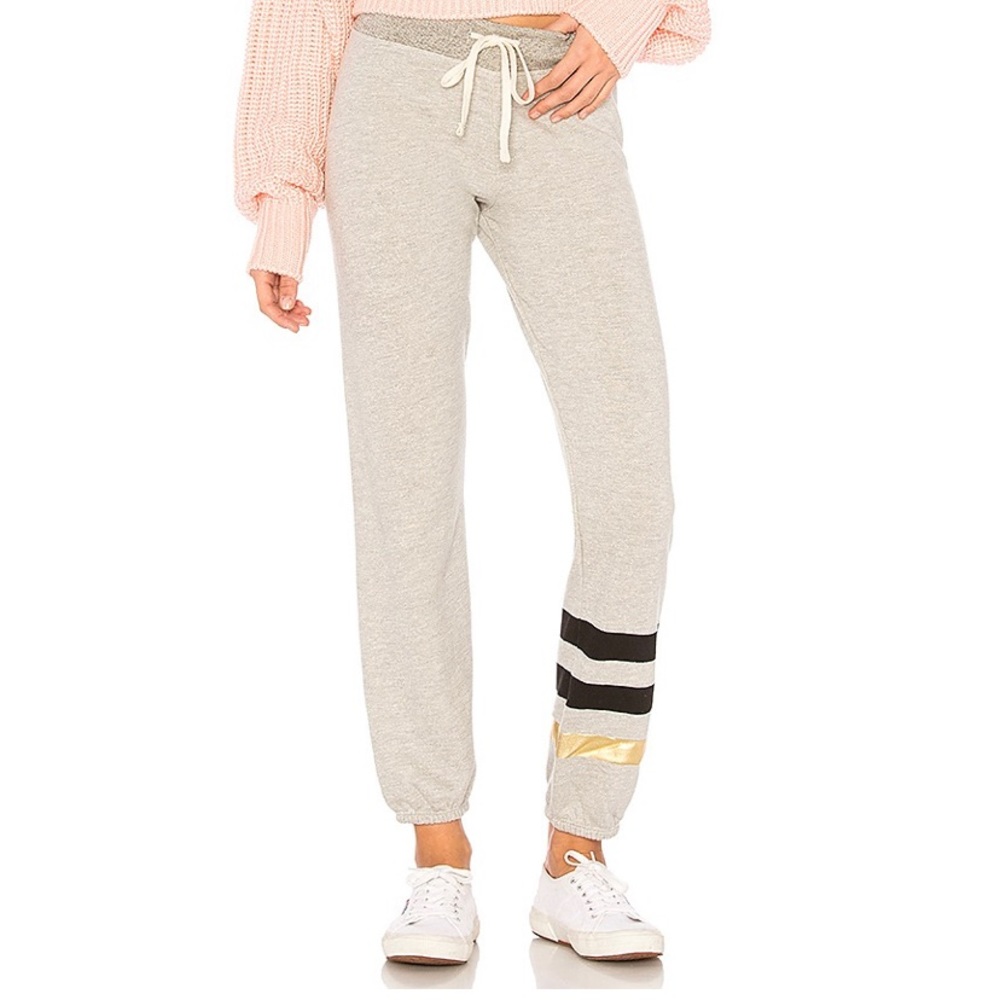 Sundry sweatpants with gold stripes / size: 0/XS
